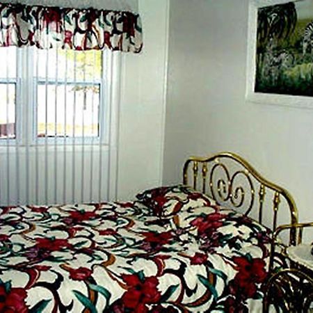 Johnstown Motel Quarto foto